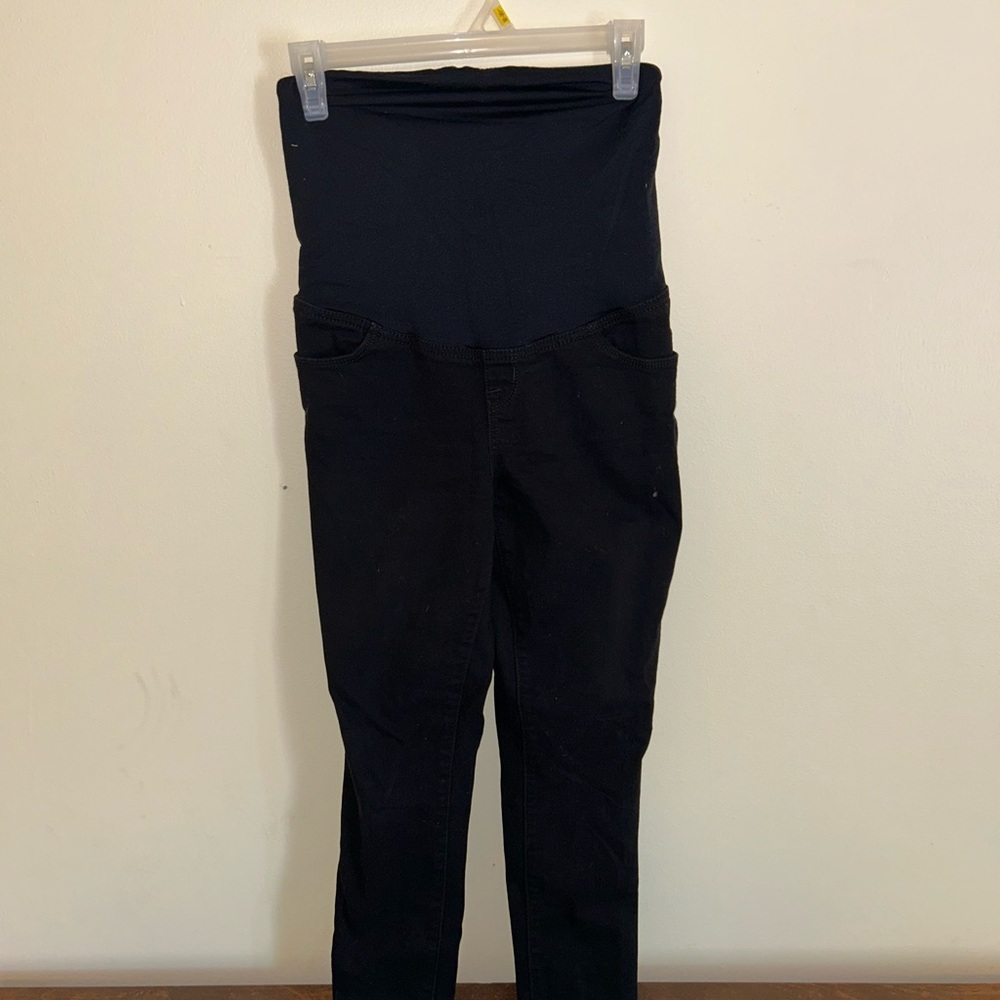 Black High-Waisted Leggings